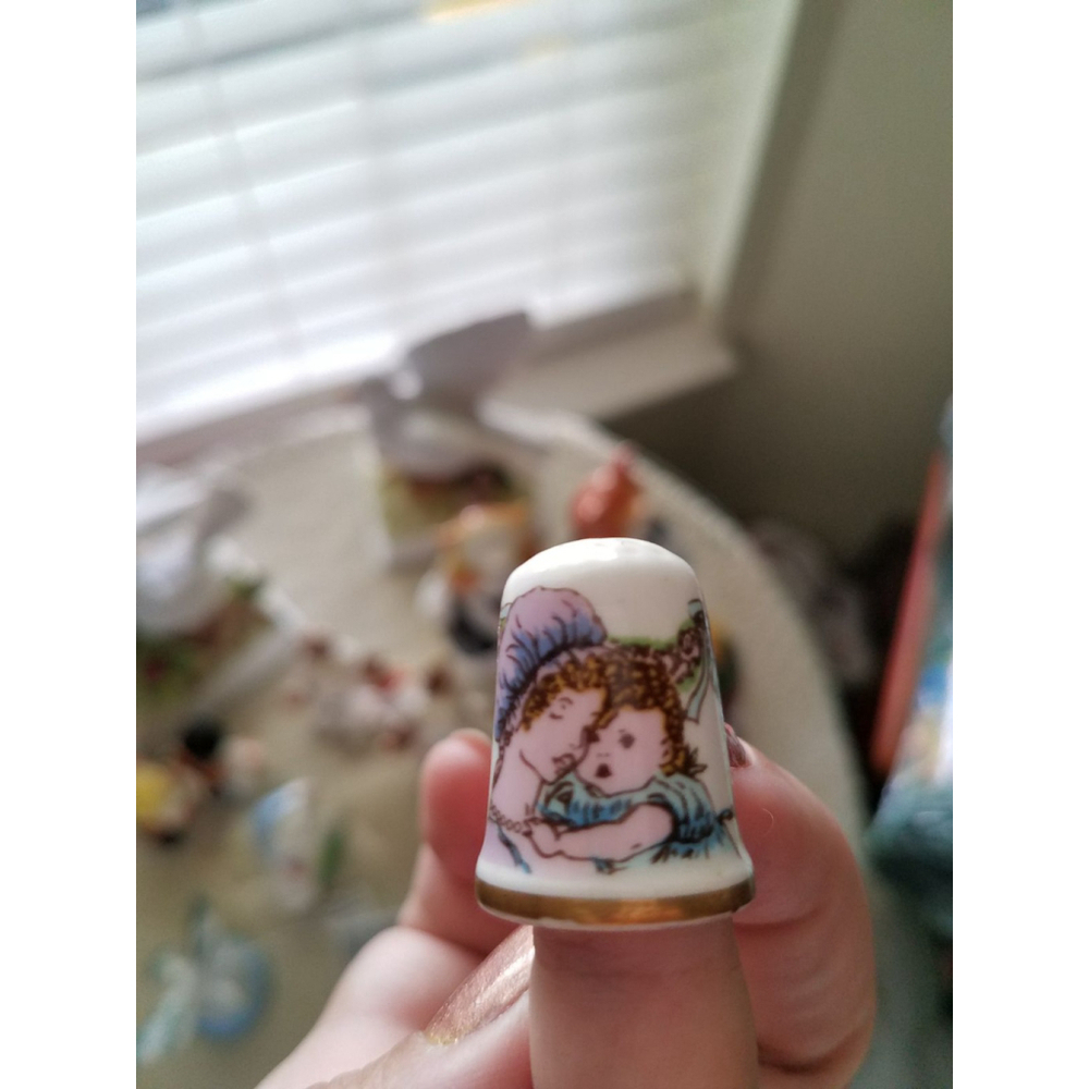 Thimble Mother and Child 1981